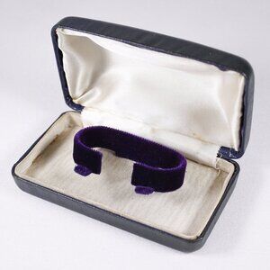 Vintage ladies watch presentation box, vintage jewelry gift box, ladies' wrist